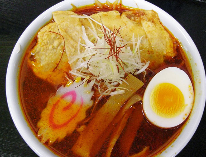 【路山】赤南蛮醤油ラーメン 700円