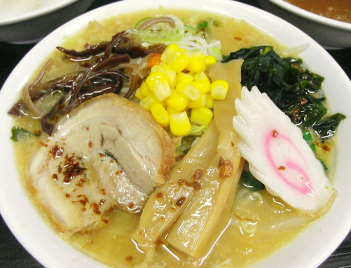 【南部屋】南部手もみ味噌ら～めん 860円